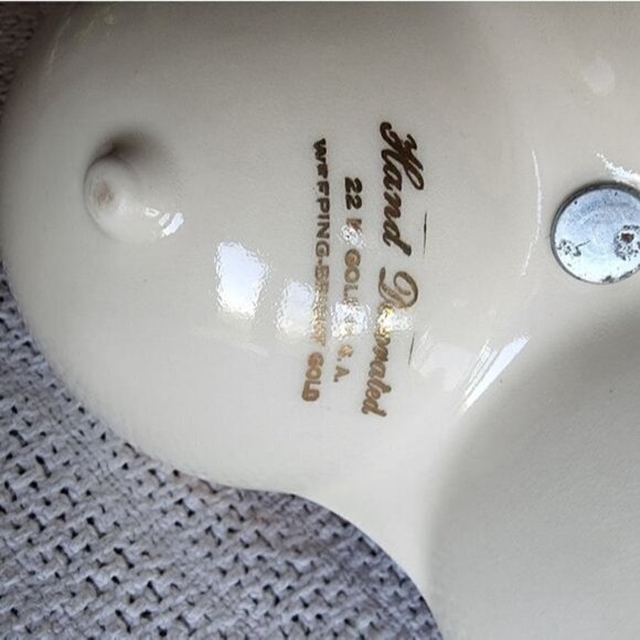 Vintage Mid Century Hand Painted 22K Weeping Gold Three Section Candy/Nut Tray - Picture 5 of 8